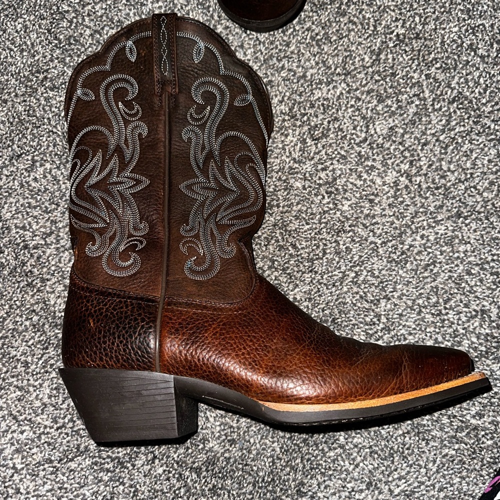 Size 9C Wide Ariat Women’s Legend Western Boot